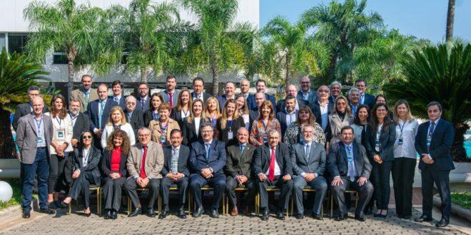 Hoy desde las 10 de la mañana se llevó adelante el trascendente evento que reúne a representantes de todas las provincias argentinas. Se extenderá hasta mañana y se abordarán temas relacionados al nuevo rol del administrador de Corte en la Administración de Justicia.